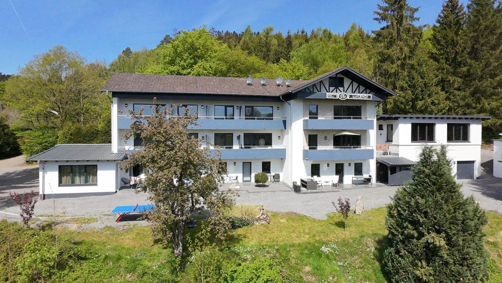 Gaestehotel Lucendi Premium Lounge Hohenleimbach Eksteriør billede