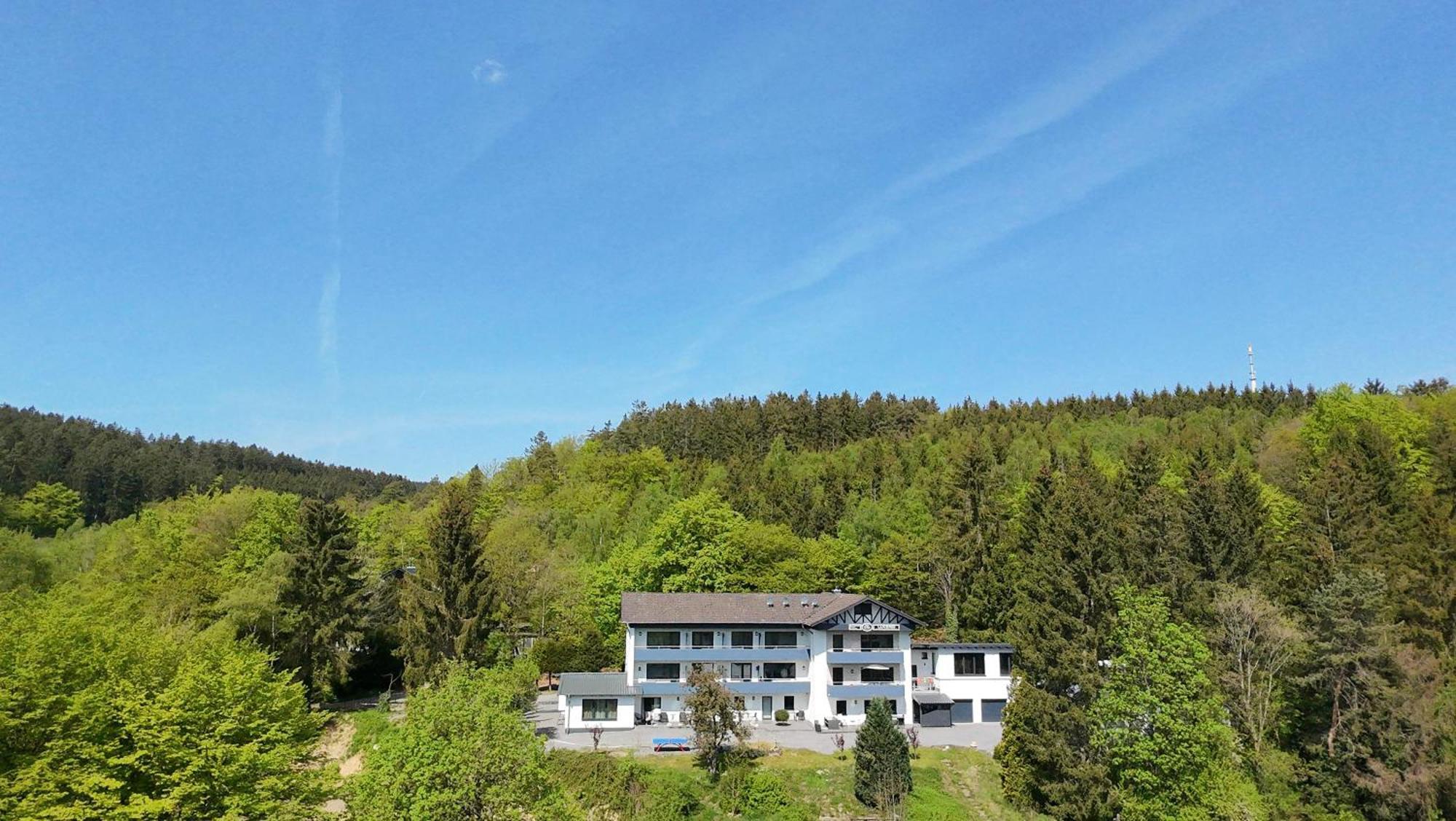 Gaestehotel Lucendi Premium Lounge Hohenleimbach Eksteriør billede